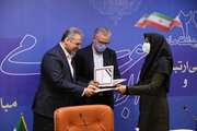 تجلیل وزیر جهادکشاورزی از روابط‌عمومی دامپزشکی به عنوان 《روابط‌عمومی پیشگام》