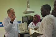 بازدید هیئت کارشناسان سنگالی از مرکز ملی تشخیص، آزمایشگاههای مرجع و مطالعات کاربردی سازمان دامپزشکی کشور